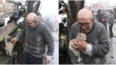 催淚！土耳其83歲老人房屋失火，抱著愛貓風雪中哭，驚動總統